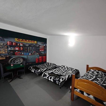 伊斯莫里兹 Garage4Me Pool Opcional酒店 外观 照片